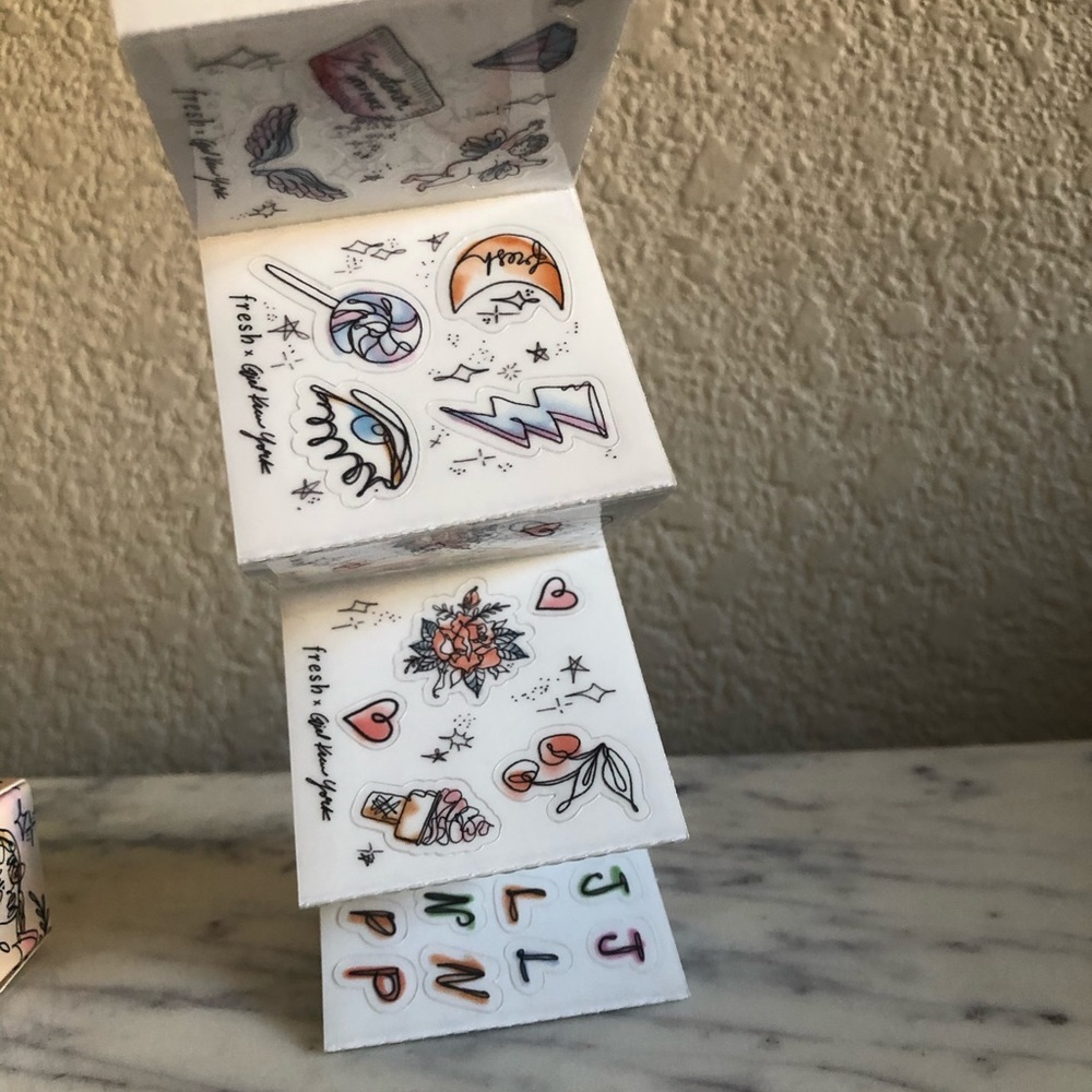 Fresh • Sticker Set - Picture 8 of 13